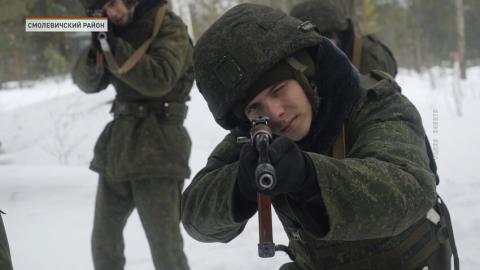 А белорусские ребята, которые хотят сами понять, что значит быть военным, приняли участие в военно-патриотическом слете «Вызов»