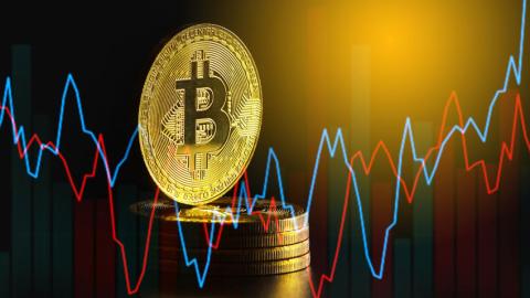 Стоимость биткоина превысила 64 тысячи долларов 
