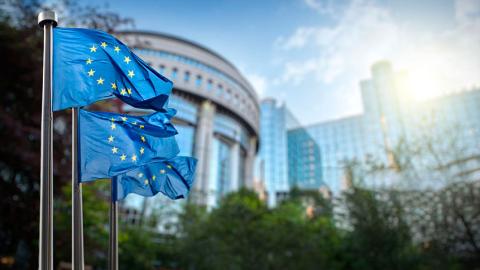 глава Евросовета Шарль Мишель заявил, что без помощи ЕС Украина будет воевать водяными пистолетами