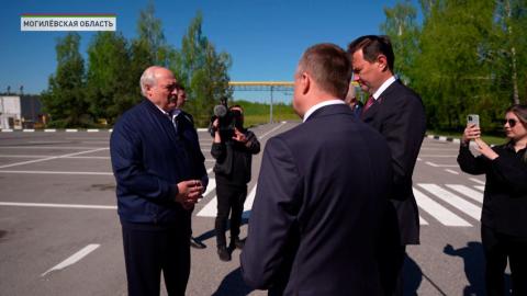 Уже традиционно в конце апреля глава государства посещает территории, пострадавшие от аварии на Чернобыльской АЭС