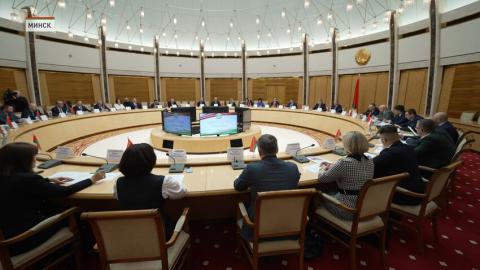 Вопросы формирования уважения к государственным символам страны стали главной темой заседания Межведомственного координационного совета по патриотическому воспитанию, которое состоялось в Минске