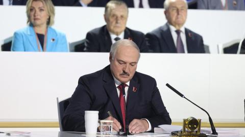 Лукашенко избран председателем ВНС