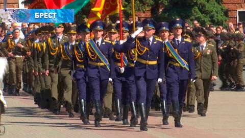 В Бресте и Могилёве проходят торжественные мероприятия в честь Великой Победы
