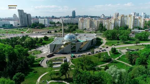 Государственный праздник отмечает Беларусь.