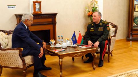 Министр обороны Беларуси и генеральный секретарь ОДКБ обсудили направления дальнейшего взаимодействия