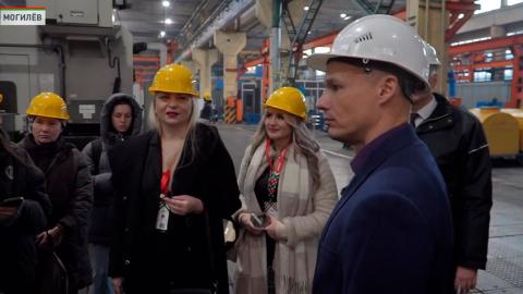 Гости «Марафона единства» и блогеры познакомились с промышленным потенциалом Могилёва