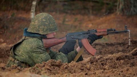 Военно-патриотический турнир среди школьников проходит на полигоне Военной академии Беларуси