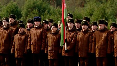 В Борисовском учебном центре прошли торжественные проводы военнообязанных