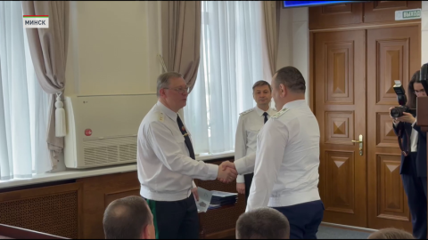 Работники органов прокуратуры 26 июня отмечают профессиональный праздник