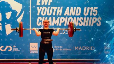 Ющиева завоевала серебро чемпионата Европы в категории среди спортсменок до 15 лет