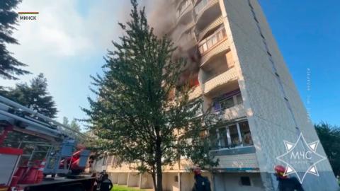 Спасатели потушили пожар в столичном общежитии, эвакуированы 50 человек