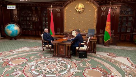 Лукашенко: профсоюзы должны быть организованной мощной базой для поддержки стабильности в обществе
