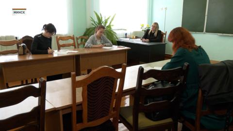 Министерство образования 11 августа открыло горячую линию в преддверии Дня знаний
