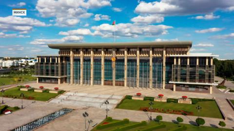 Лукашенко проводит совещание с правительством