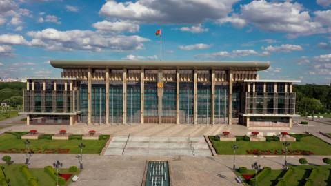 Александр Лукашенко проводит совещание по вопросу ракетного строительства