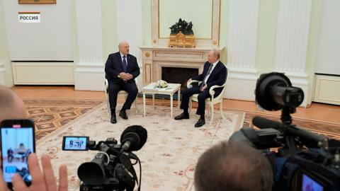 Лукашенко заявил о возможности строительства АЭС на востоке Беларуси