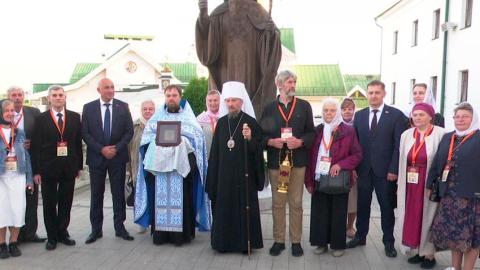 В Лиду отправилась научно-просветительская экспедиция «Дорога к святыням»