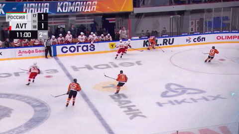 Белорусский нападающий «Автомобилиста» Роман Горбунов показывает результативную игру в регулярном чемпионате Континентальной хоккейной лиги