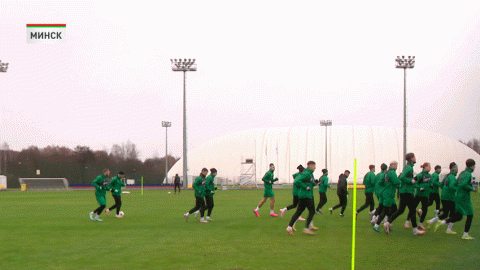 Сборная Беларуси по футболу провела открытую тренировку перед заключительными матчами квалификации чемпионата мира