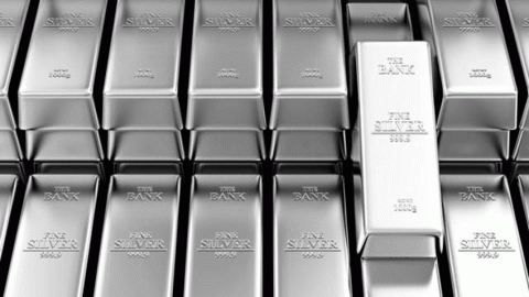 Серебро и платина обновили рекорды