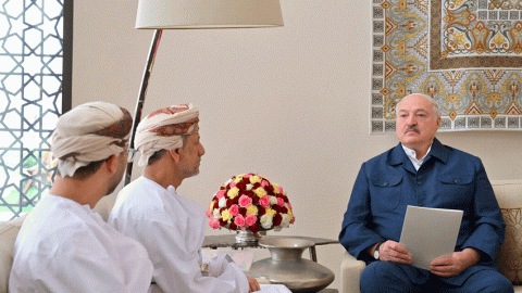 Лукашенко предложил реализовать с Алжиром и Оманом крупный проект по производству удобрений