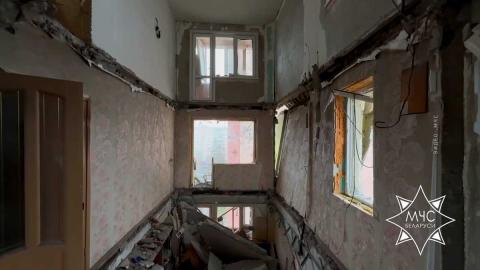 Жилой дом в Гомеле пострадал от взрыва газа – МЧС разбирают разрушенные конструкции