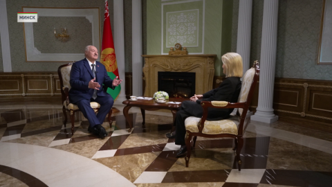 Лукашенко дал интервью американской телекомпании «Ньюсмакс»