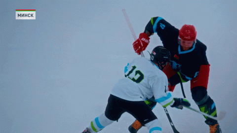 Матч под открытым небом сыграла хоккейная команда «Динамо-Джуниверс»