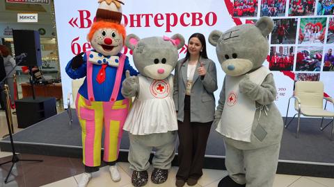 Волонтер года