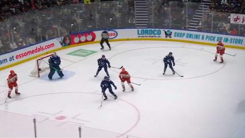 Белорусский голкипер признан первой звездой матча и третьей звездой дня в НХЛ