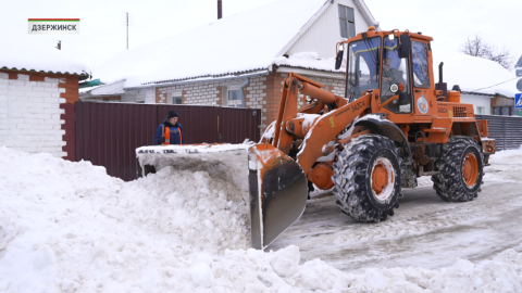 Как в Беларуси коммунальные службы устраняют последствия «Улли»