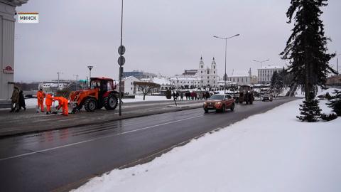Устранение последствий стихии. На уборке снега в Минске заняты более 1,5 тыс. работников ЖКХ