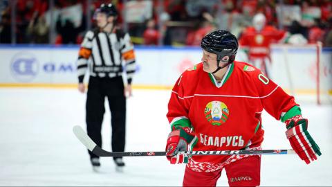 Команда Президента оформила путевку в плей-офф Республиканской хоккейной лиги