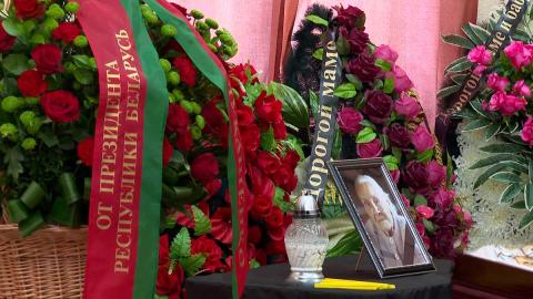 В Александрии простились с заслуженным педагогом Татьяной Карпеченко