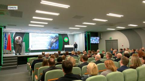 В Гомеле обсудили планы по добыче и переработке нефти