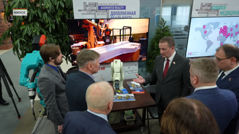С ключевыми разработками Парка высоких технологий ознакомился премьер-министр Беларуси Александр Турчин