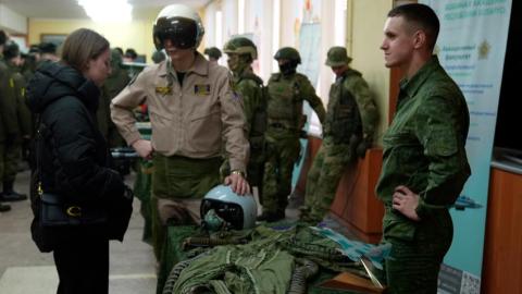 Министром обороны принято решение набрать двух девушек-пилотов в Военную академию Республики Беларусь