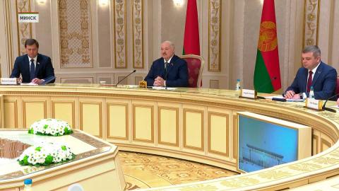 Лукашенко на встрече с губернатором Рязанской области: если нужно обучить, помочь – мы всегда готовы