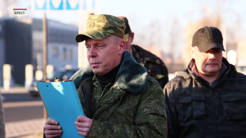 Первый в этом году субботник 7 марта провели в Бресте