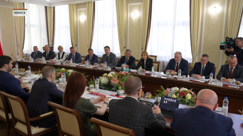 Наталья Петкевич провела встречу с российской делегацией