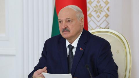 Глава государства провел совещание по итогам недавних командировок