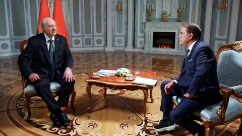 Александр Лукашенко дал интервью журналисту телеканала RT Рику Санчесу