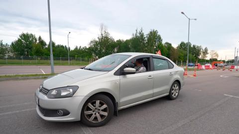 В Беларуси упростили процедуру получения водительских прав для иностранцев
