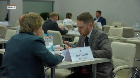 Минск и Казань укрепляют сотрудничество: новые контракты подписаны на бизнес-форуме