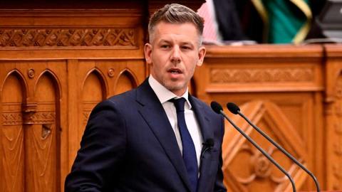 Премьер-министр Венгрии заявил, что страна сама может решать, у кого закупать энергоресурсы