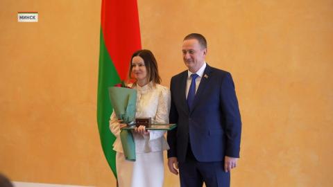Турчин вручил благодарности Президента Беларуси лучшим преподавателям и выпускникам вузов
