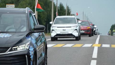 Участники автопробега «Города-герои – города Героев» посетили Витебск