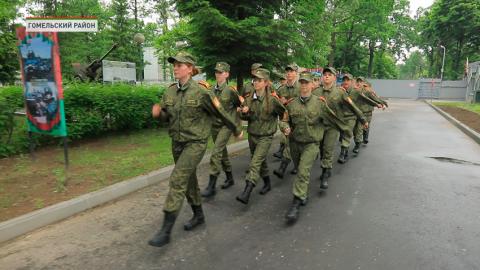 Учебно-полевые сборы на базе воиской части проходят у первокурсников Гомельского кадетского училища