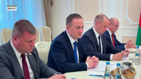 25 июня 2026 года премьер-министр провел встречи с губернаторами Омской и Московской областей