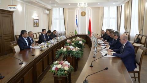 Лукашенко проведет переговоры с Президентом Узбекистана